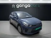 Usado Kia Rio 84 CV (61 kW) 2020 Gris Utilitario