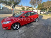 Usado Ford Focus Trend 120 CV (88 kW) 2017 Rojo Berlina