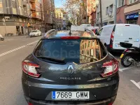 Usado Renault Mégane GrandTour Expression 105 CV (77 kW) 2010 Gris / plata Familiar