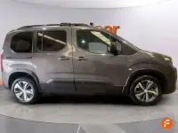 Usado Peugeot Rifter Allure 100 CV (73 kW) 2023 Gris Monovolumen