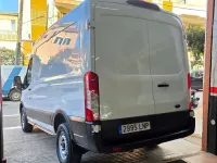 Usado Ford Transit Trend 131 CV (96 kW) 2021 Blanco Van