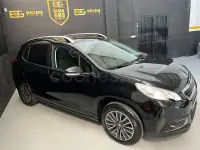 Usado Peugeot 2008 Active 82 CV (60 kW) 2016 Negro SUV