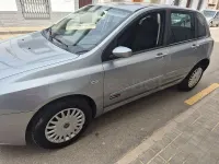 Usado Fiat Stilo Dynamic 120 CV (88 kW) 2006 Gris / plata Berlina