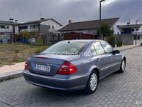 Usado Mercedes E320 Elegance 224 CV (164 kW) 2005 Azul Berlina