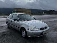 Usado Honda Civic LS 114 CV (83 kW) 1999 Gris / plata Berlina