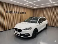 Usado Seat Leon Style 115 CV (84 kW) 2021 Blanco Familiar