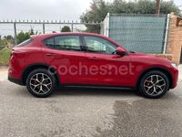 Usado Alfa Romeo Stelvio Executive 201 CV (147 kW) 2018 Granate SUV