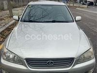 Usado Lexus IS200 155 CV (114 kW) 1999 Gris / plata Berlina
