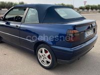 Usado VW Golf Cabriolet 100 CV (73 kW) 1997 Azul Descapotable
