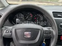 Usado Seat Leon Ecomotive 105 CV (77 kW) 2009 Negro Utilitario