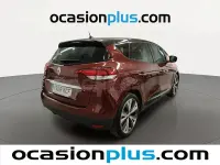 Usado Renault Scénic III Zen 130 CV (95 kW) 2017 Rojo Monovolumen