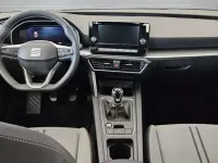 Usado Seat Leon Style 116 CV (85 kW) 2021 Gris Utilitario