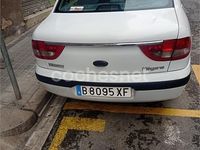 Usado Renault Mégane Dynamique 105 CV (77 kW) 2000 Blanco Berlina