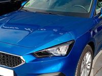 Używany Seat Leon Style 110 KM (80 kW) 2024 Niebieski Sedan/Limuzyna