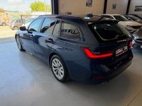 Usado BMW 318 150 CV (110 kW) 2022 Azul Familiar