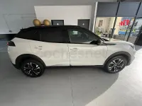 Usado Peugeot 2008 GT 130 CV (95 kW) 2022 Blanco SUV
