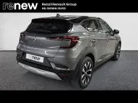 Usado Renault Captur Techno 140 CV (102 kW) 2023 Gris SUV