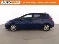 Usado Toyota Auris Hybrid Active 136 CV (100 kW) 2016 Azul Berlina