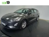 Usado Ford Focus Trend 100 CV (73 kW) 2019 Gris Familiar
