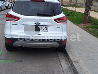 Usado Ford Kuga Titanium 150 CV (110 kW) 2015 Blanco SUV