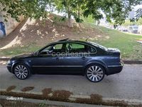 Usado VW Passat Highline 150 CV (110 kW) 2001 Gris / plata Berlina