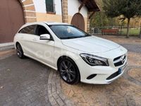 Usado Mercedes CLA220 Shooting Brake 177 CV (130 kW) 2017 Blanco Familiar