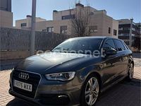 Usado Audi A3 Attraction 122 CV (89 kW) 2014 Gris / plata Berlina