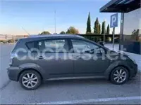 Usado Toyota Corolla Verso Luna 116 CV (85 kW) 2004 Gris / plata Monovolumen