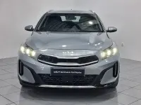 Usado Kia XCeed 141 CV (103 kW) 2023 Gris / plata SUV