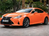 Usado Lexus RC300h Executive Line 223 CV (164 kW) 2018 Rojo Coupe