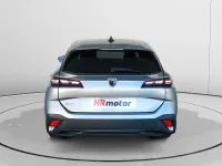 Usado Peugeot 308 Active 131 CV (96 kW) 2023 Gris Familiar