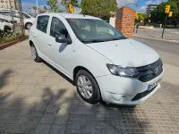 Usado Dacia Sandero Ambiance 75 CV (55 kW) 2016 Blanco Berlina