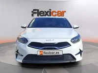 Usado Kia Ceed 100 CV (73 kW) 2022 Blanco Utilitario