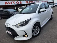 Usado Toyota Yaris 125 CV (91 kW) 2021 Azul Utilitario