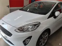 Usado Ford Fiesta Trend 85 CV (62 kW) 2019 Blanco Utilitario