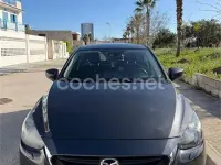 Usado Mazda 2 90 CV (66 kW) 2017 Gris / plata Berlina