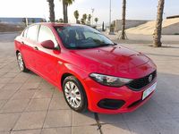 Usado Fiat Tipo Pop 95 CV (69 kW) 2019 Rojo Berlina