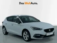 Usado Seat Leon FR 204 CV (150 kW) 2025 Blanco Berlina