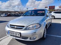 Usado Chevrolet Lacetti CDX 122 CV (89 kW) 2005 Gris / plata Berlina
