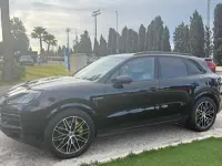 Usado Porsche Cayenne 470 CV (345 kW) 2024 Negro SUV