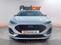 Usado Ford Focus ST-Line 125 CV (91 kW) 2022 Blanco Berlina