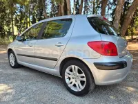 Usado Peugeot 307 110 CV (80 kW) 2004 Gris / plata Berlina