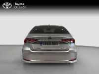 Usado Toyota Corolla Style 140 CV (102 kW) 2025 Gris / plata Berlina