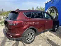 Usado Toyota RAV4 Hybrid Executive 197 CV (144 kW) 2016 Granate SUV