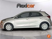 Usado Kia Rio 84 CV (61 kW) 2018 Gris Berlina