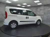Usado Fiat Doblò 95 CV (69 kW) 2021 Blanco Monovolumen