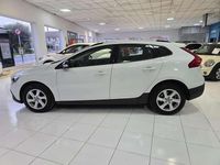 Usado Volvo V40 Summum 120 CV (88 kW) 2016 Blanco SUV