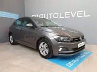 Usado VW Polo Advance 95 CV (69 kW) 2020 Gris Berlina