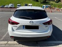 Usado Mazda 3 Luxury 150 CV (110 kW) 2015 Blanco Berlina