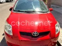 Usado Toyota Auris 97 CV (71 kW) 2008 Rojo Utilitario